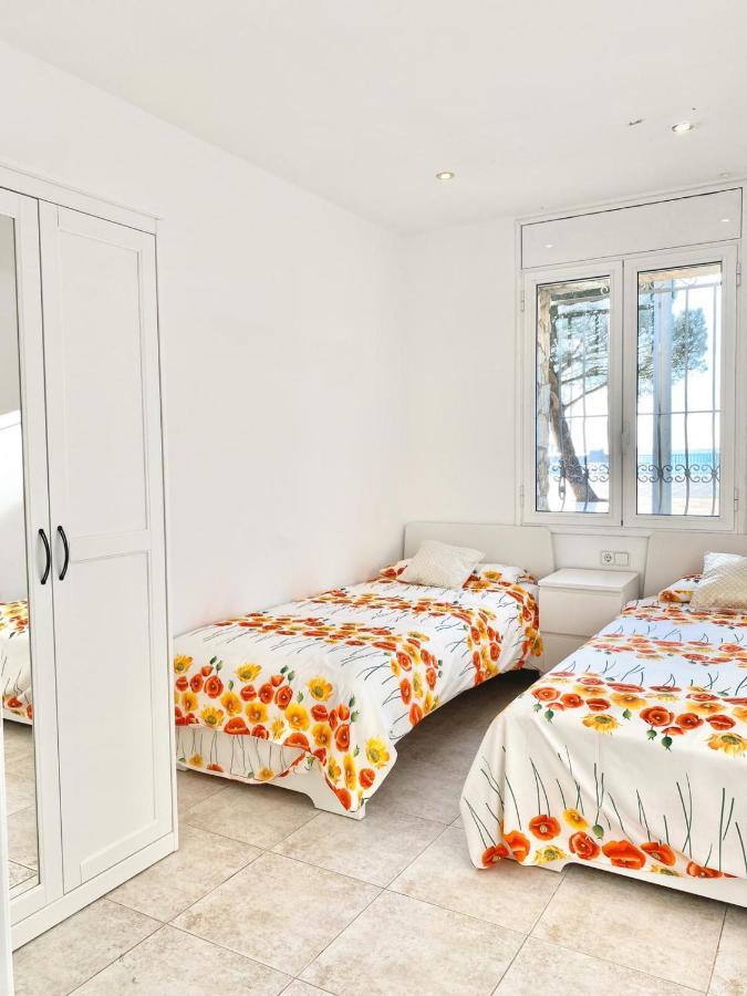 Appartement Devant La Plage Росес Екстериор снимка
