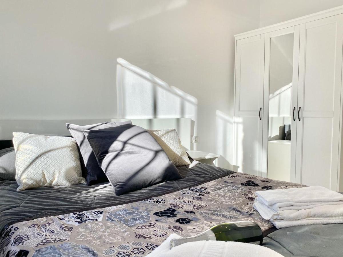 Appartement Devant La Plage Росес Екстериор снимка